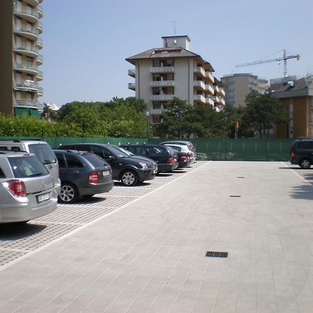 Hotel Gloria Lignano Sabbiadoro Zewnętrze zdjęcie