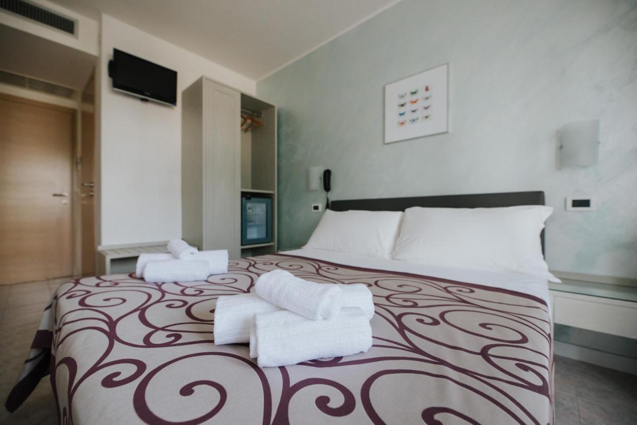 Hotel Gloria Lignano Sabbiadoro Zewnętrze zdjęcie